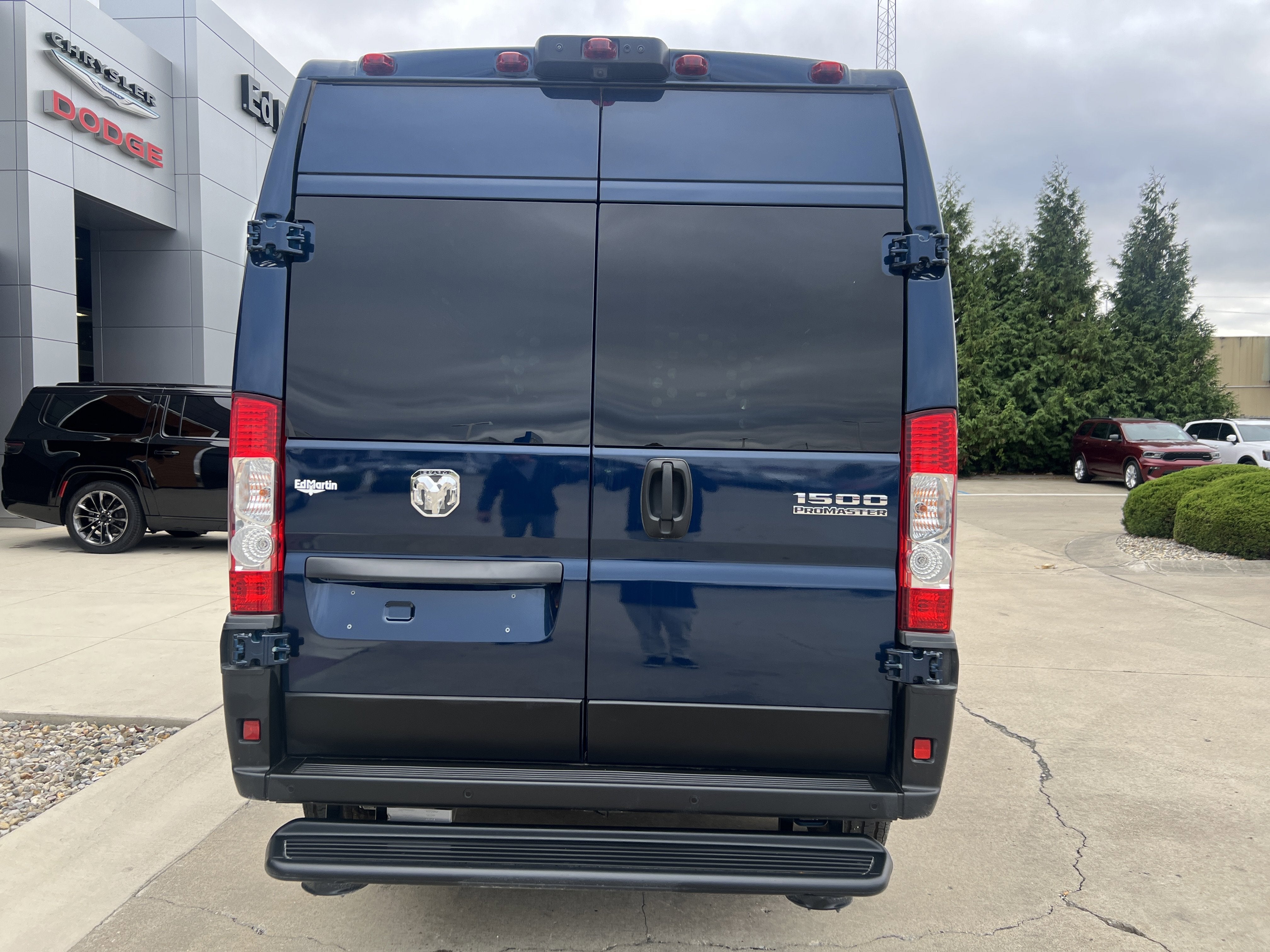 2025 RAM ProMaster 1500 SLT