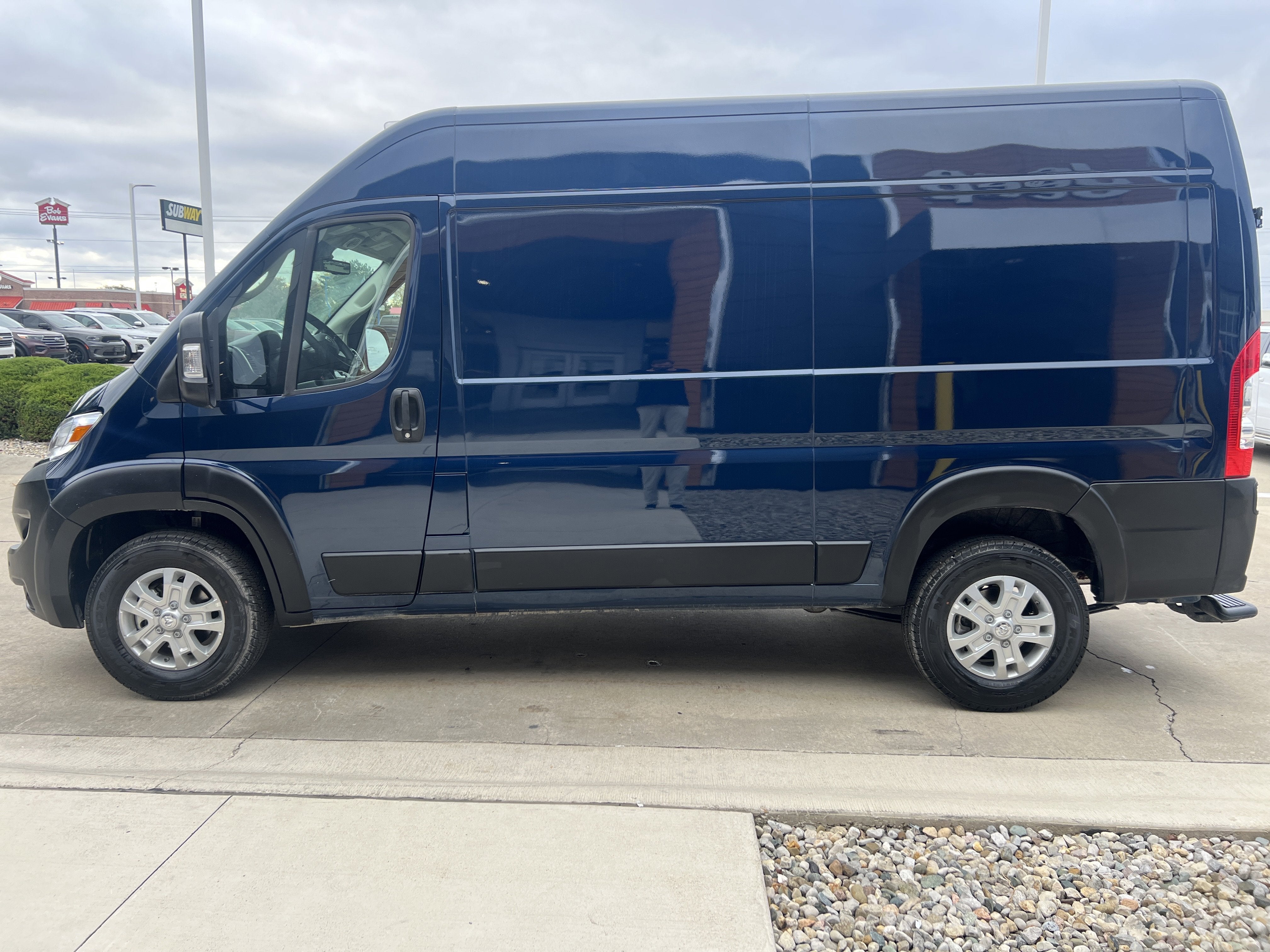 2025 RAM ProMaster 1500 SLT