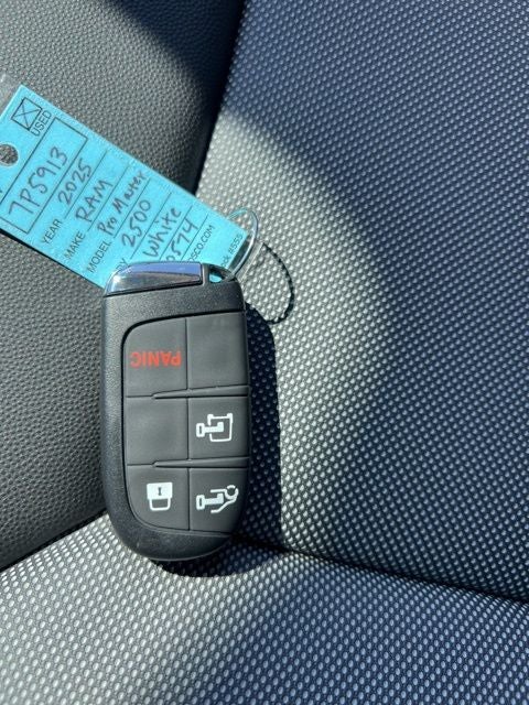 2025 RAM ProMaster 2500 High Roof 136 WB