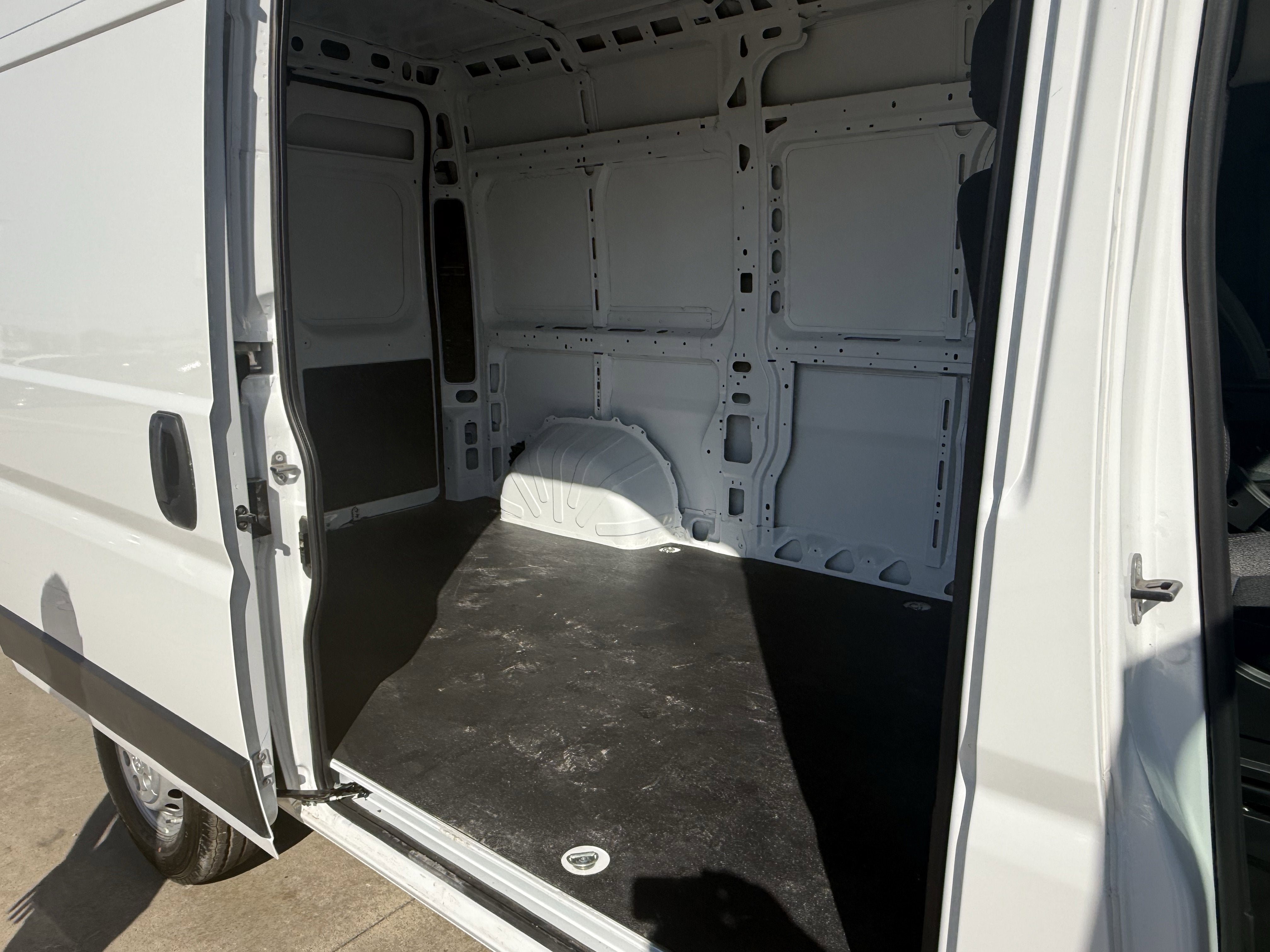 2025 RAM ProMaster 2500 Tradesman