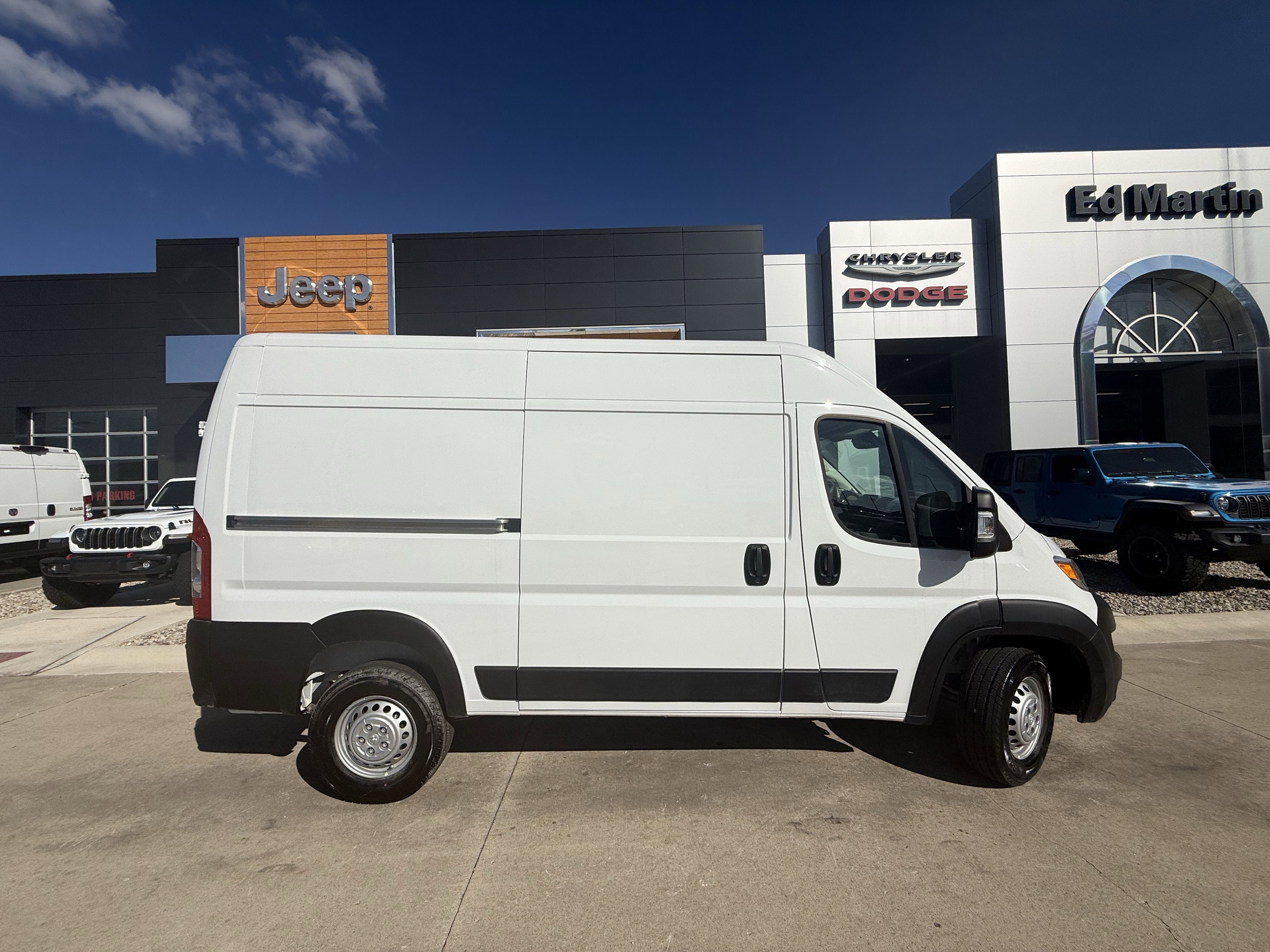 2025 RAM ProMaster 2500 Tradesman