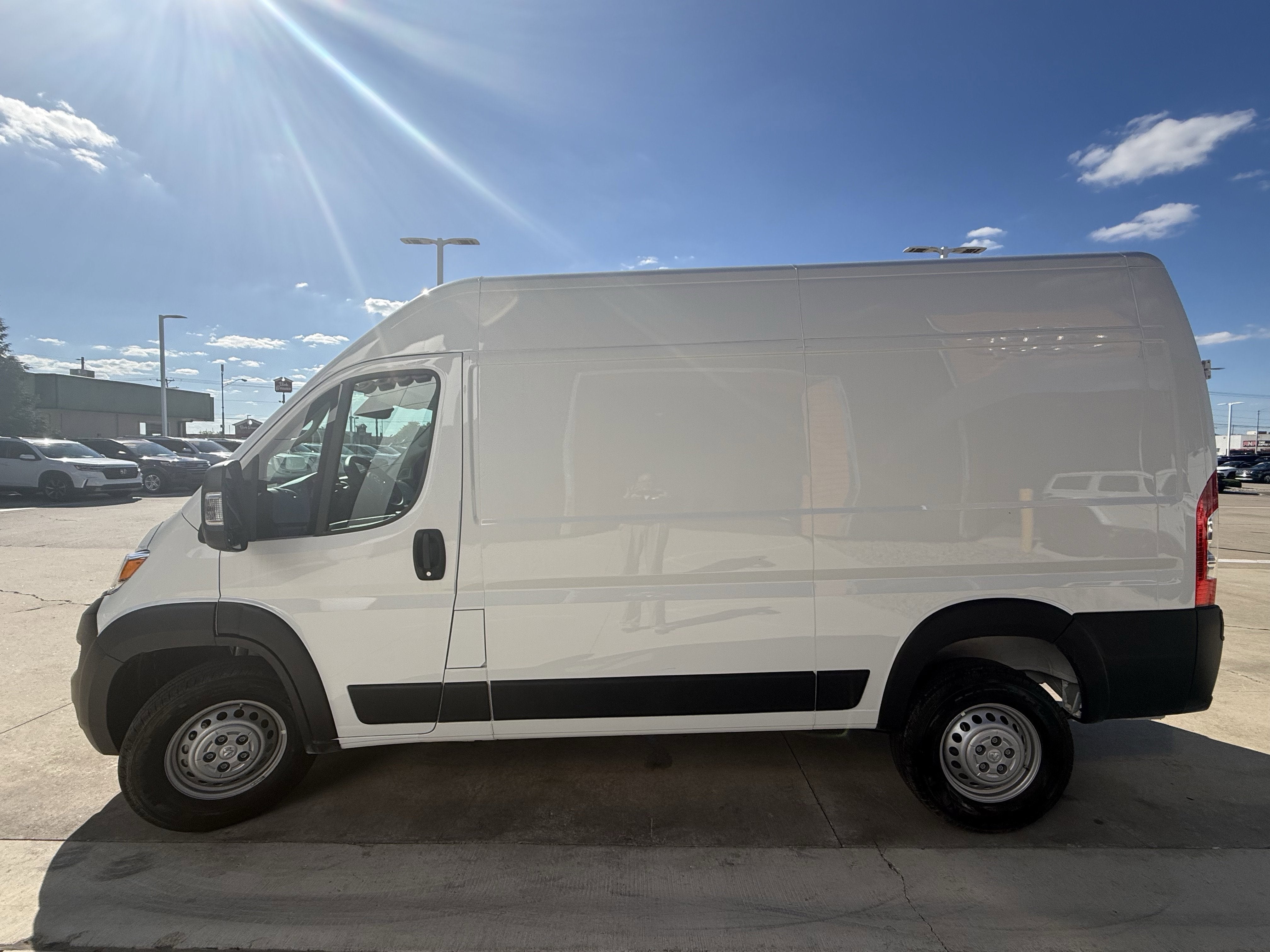 2025 RAM ProMaster 2500 Tradesman