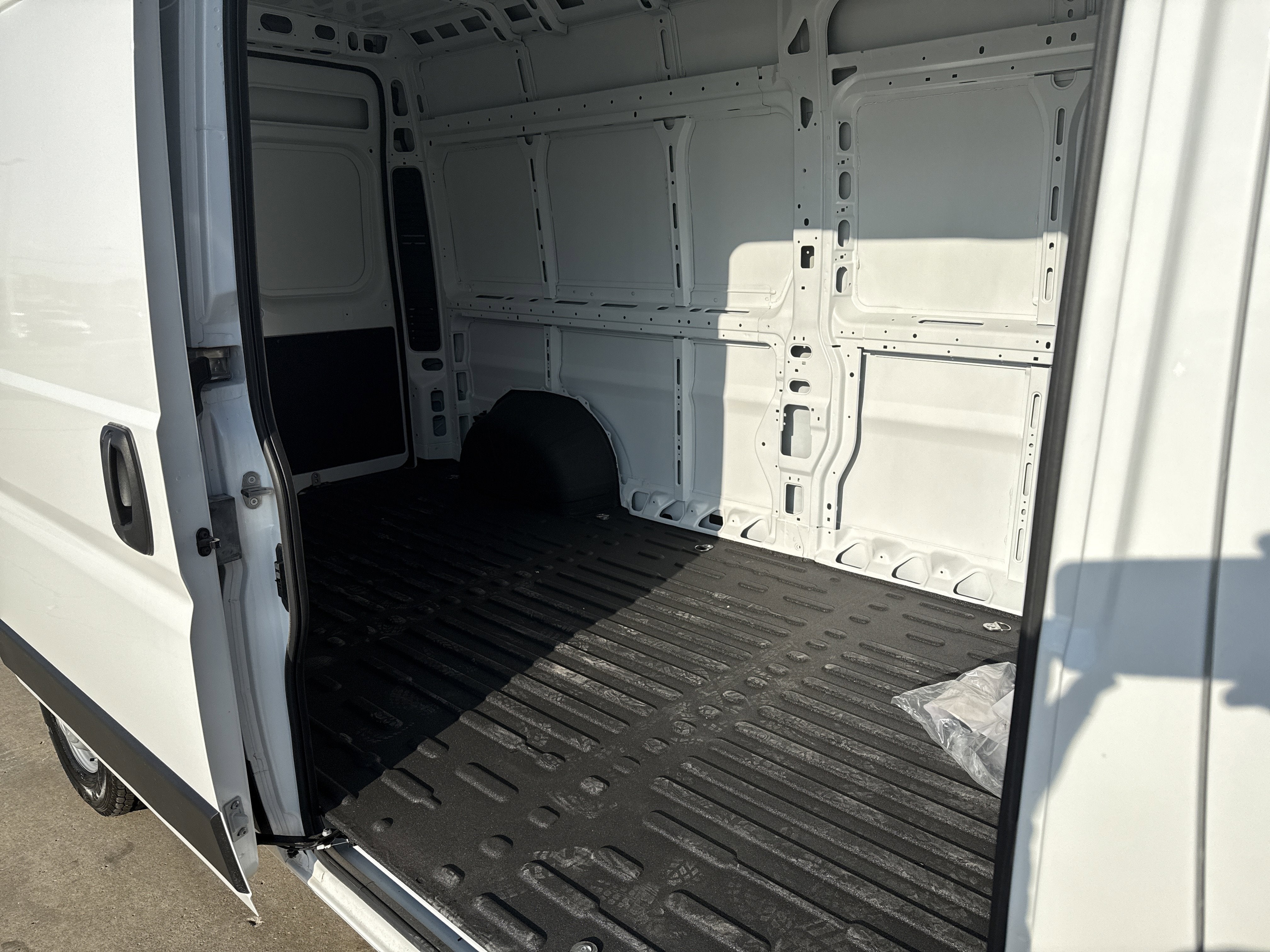 2025 RAM ProMaster 2500 Tradesman