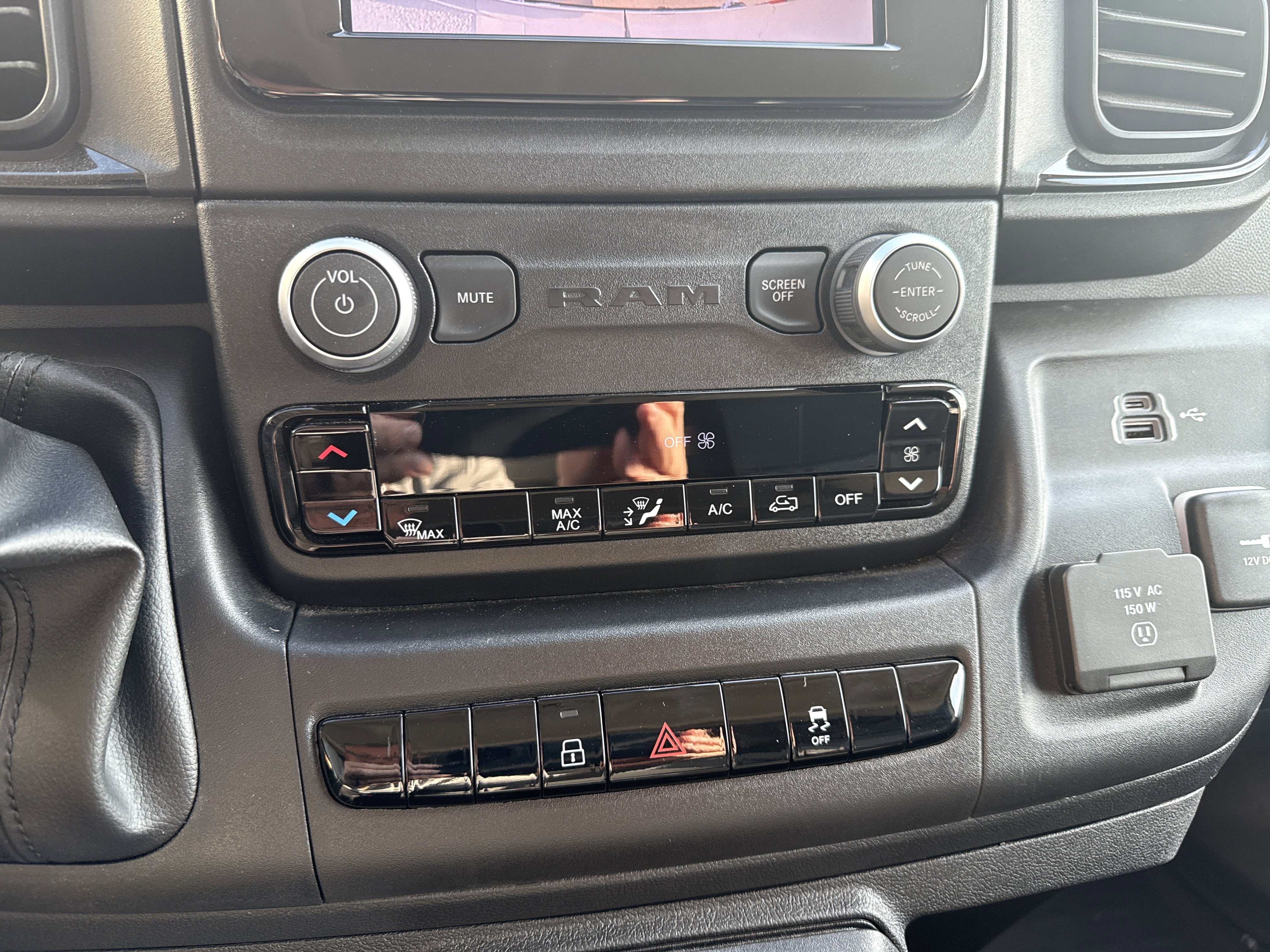 2025 RAM ProMaster 2500 Tradesman