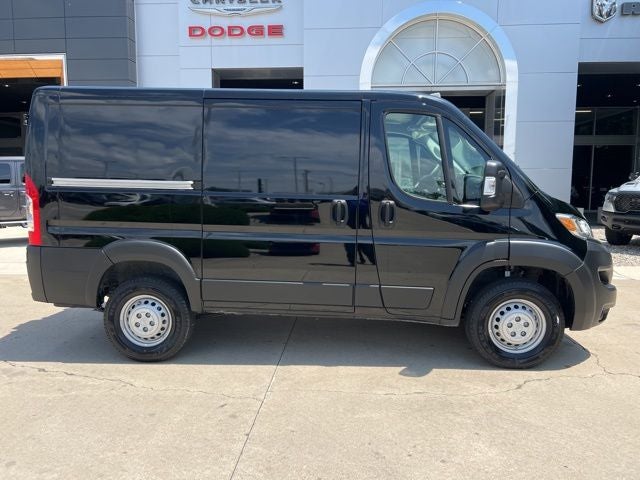 2025 RAM ProMaster 1500 Low Roof 118 WB