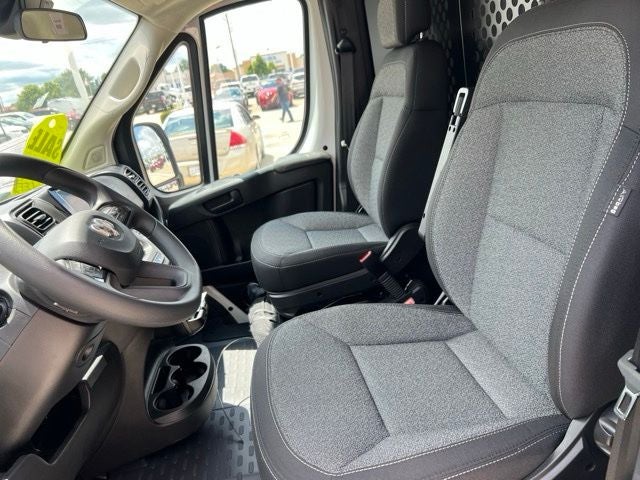 2025 RAM ProMaster 2500 Base