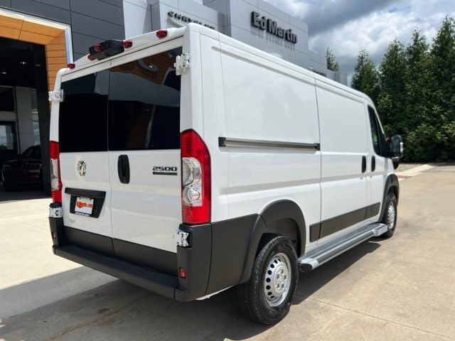 2025 RAM ProMaster 2500 Base