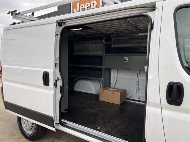 2025 RAM ProMaster 2500 TRADESMAN