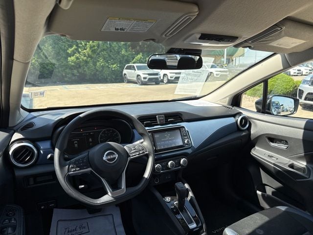 2025 Nissan Versa 1.6 SV