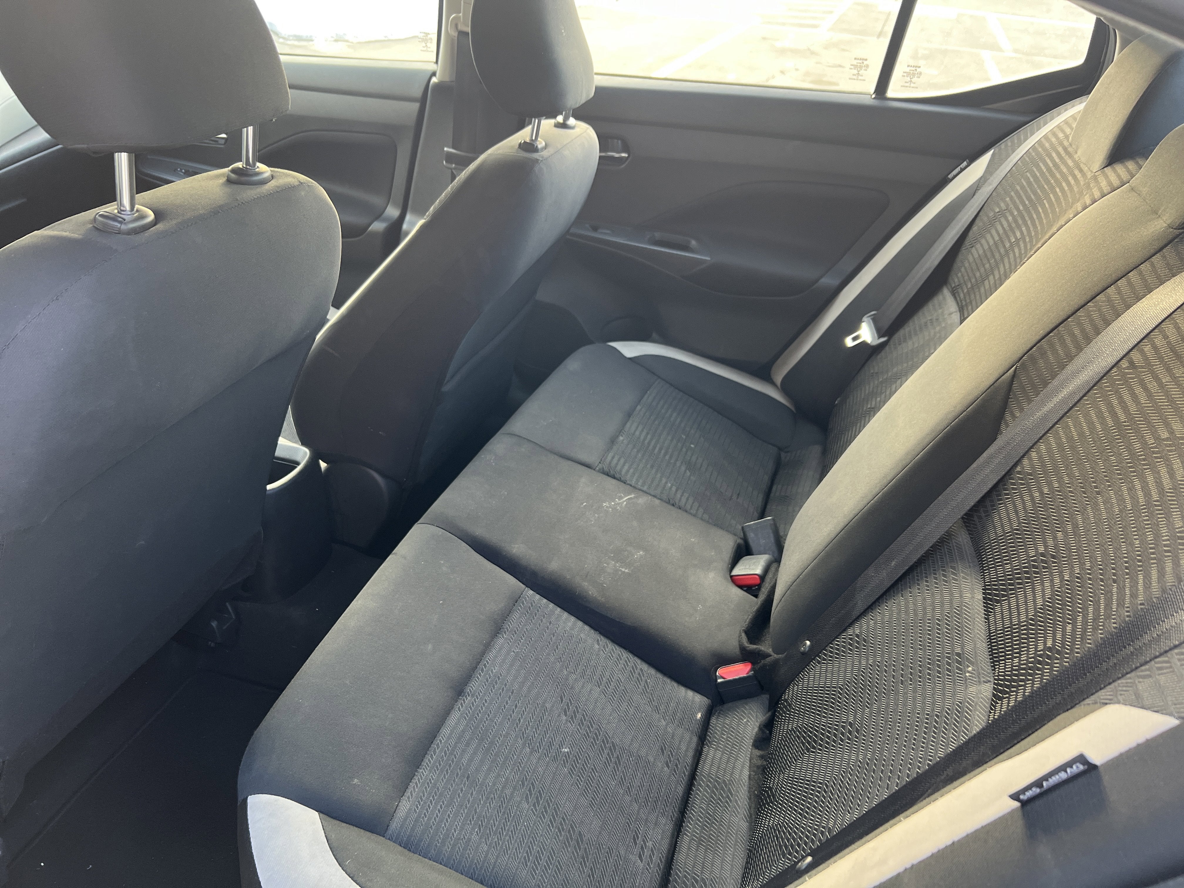 2022 Nissan Versa SV