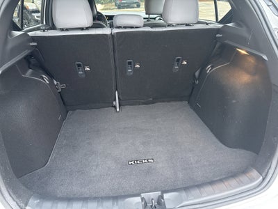 2024 Nissan Kicks SR