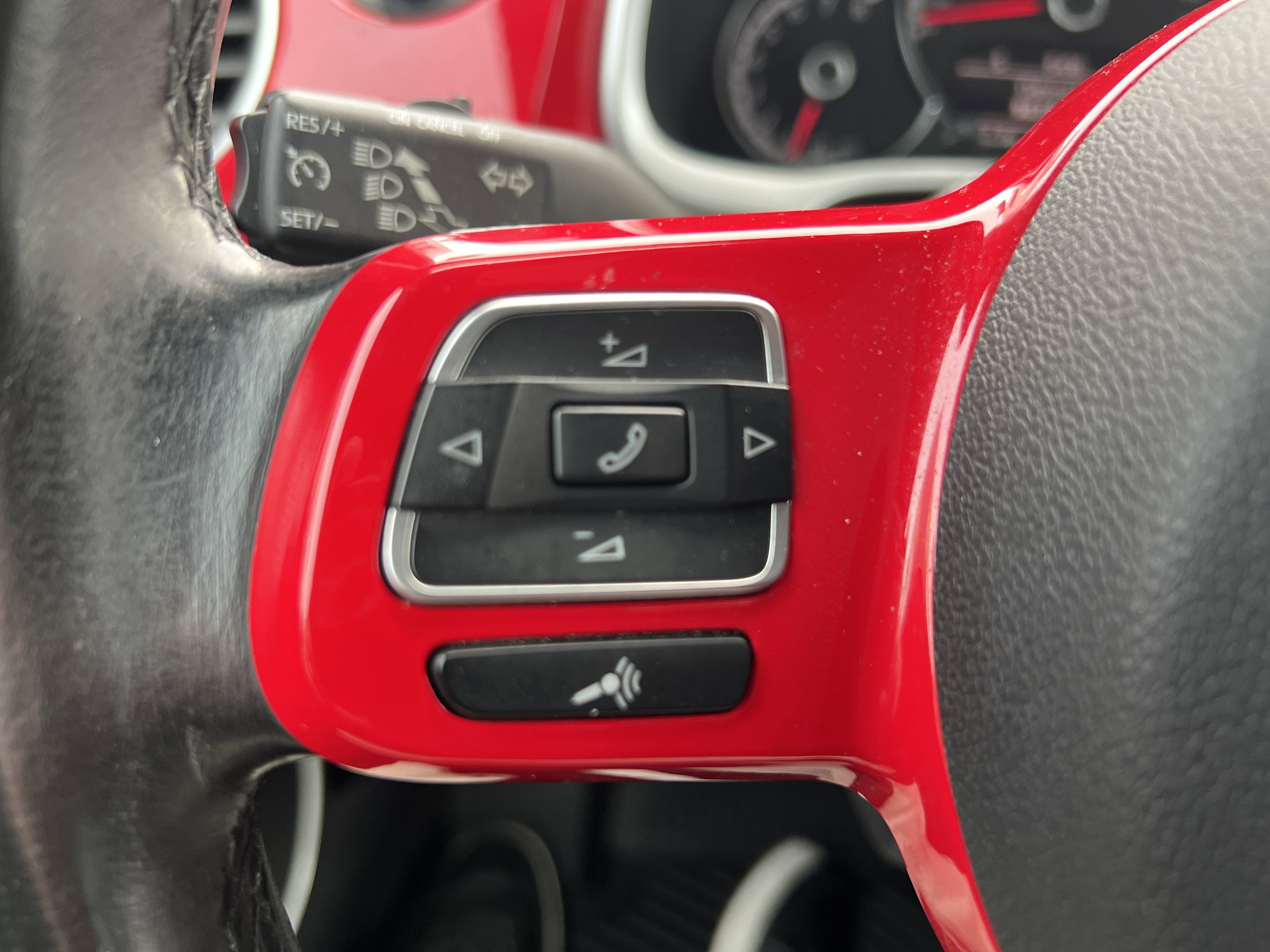 2016 Volkswagen Beetle Convertible 1.8T SEL