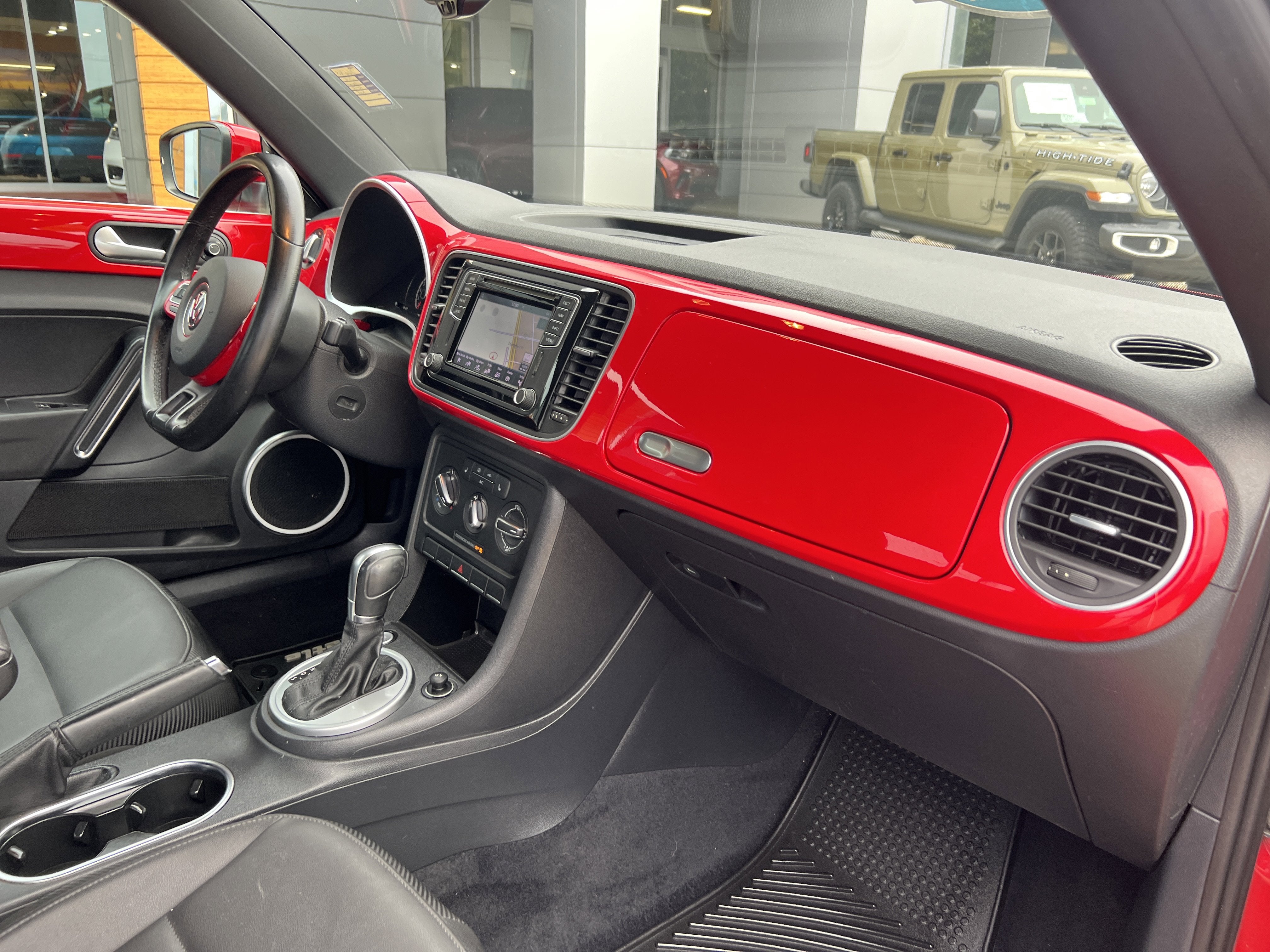 2016 Volkswagen Beetle Convertible 1.8T SEL