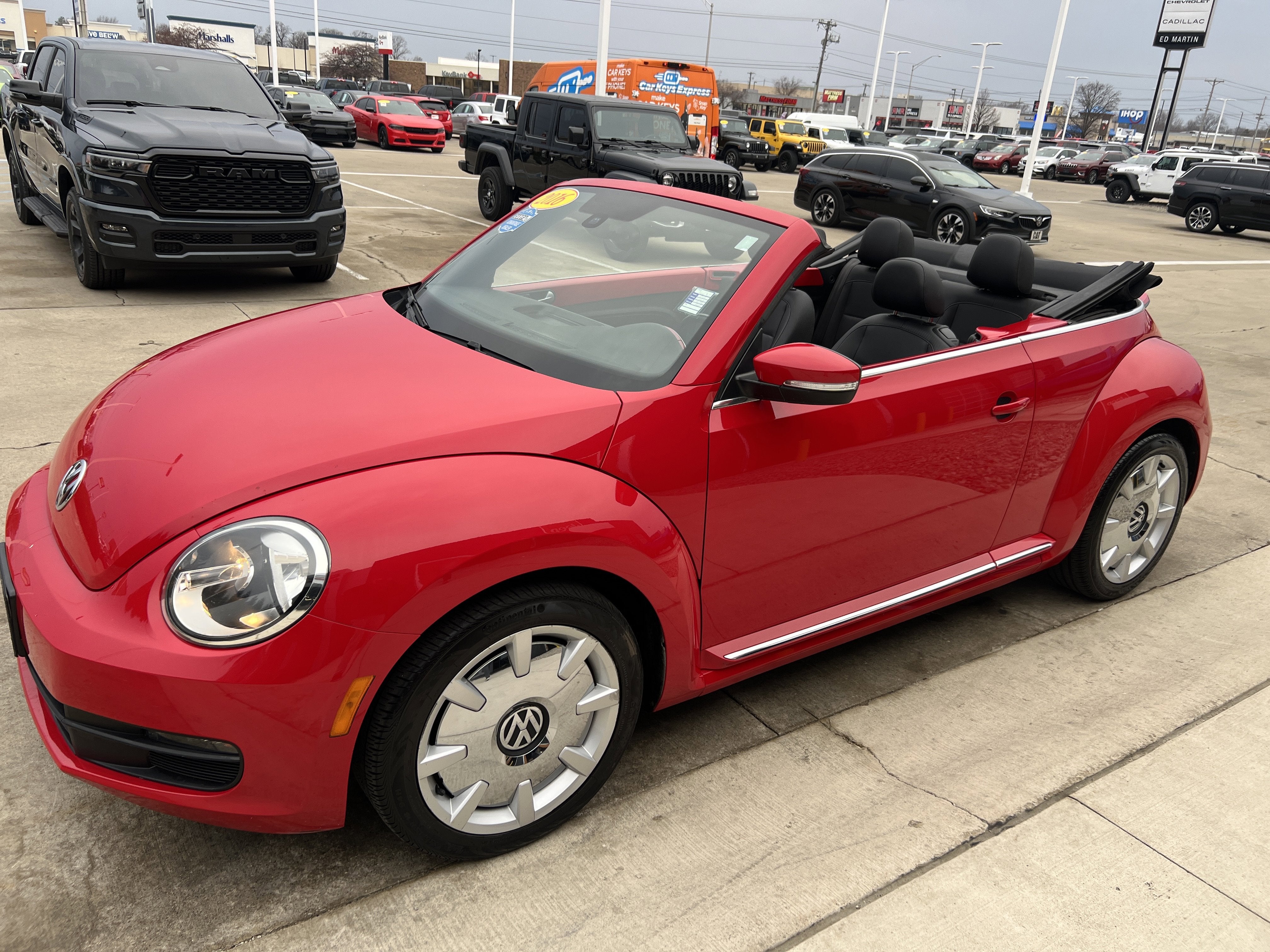2016 Volkswagen Beetle Convertible 1.8T SEL