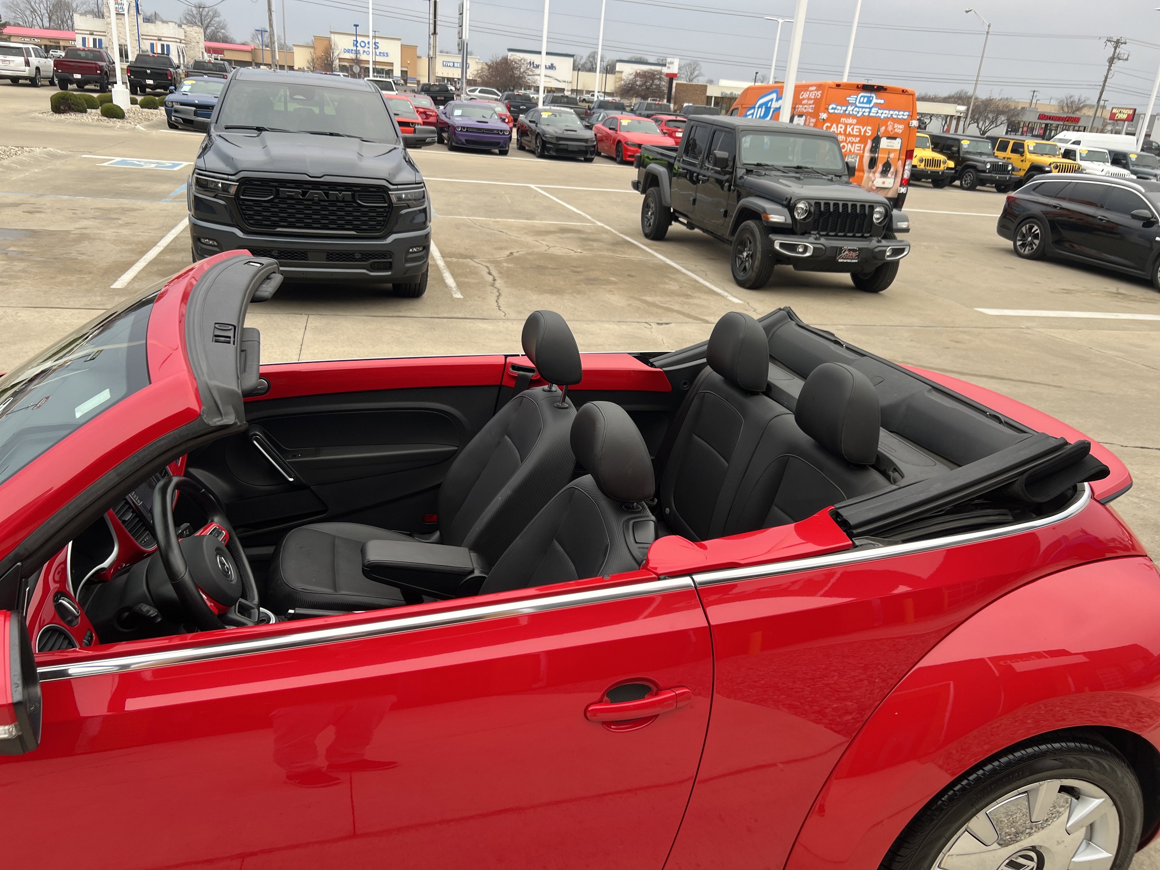 2016 Volkswagen Beetle Convertible 1.8T SEL