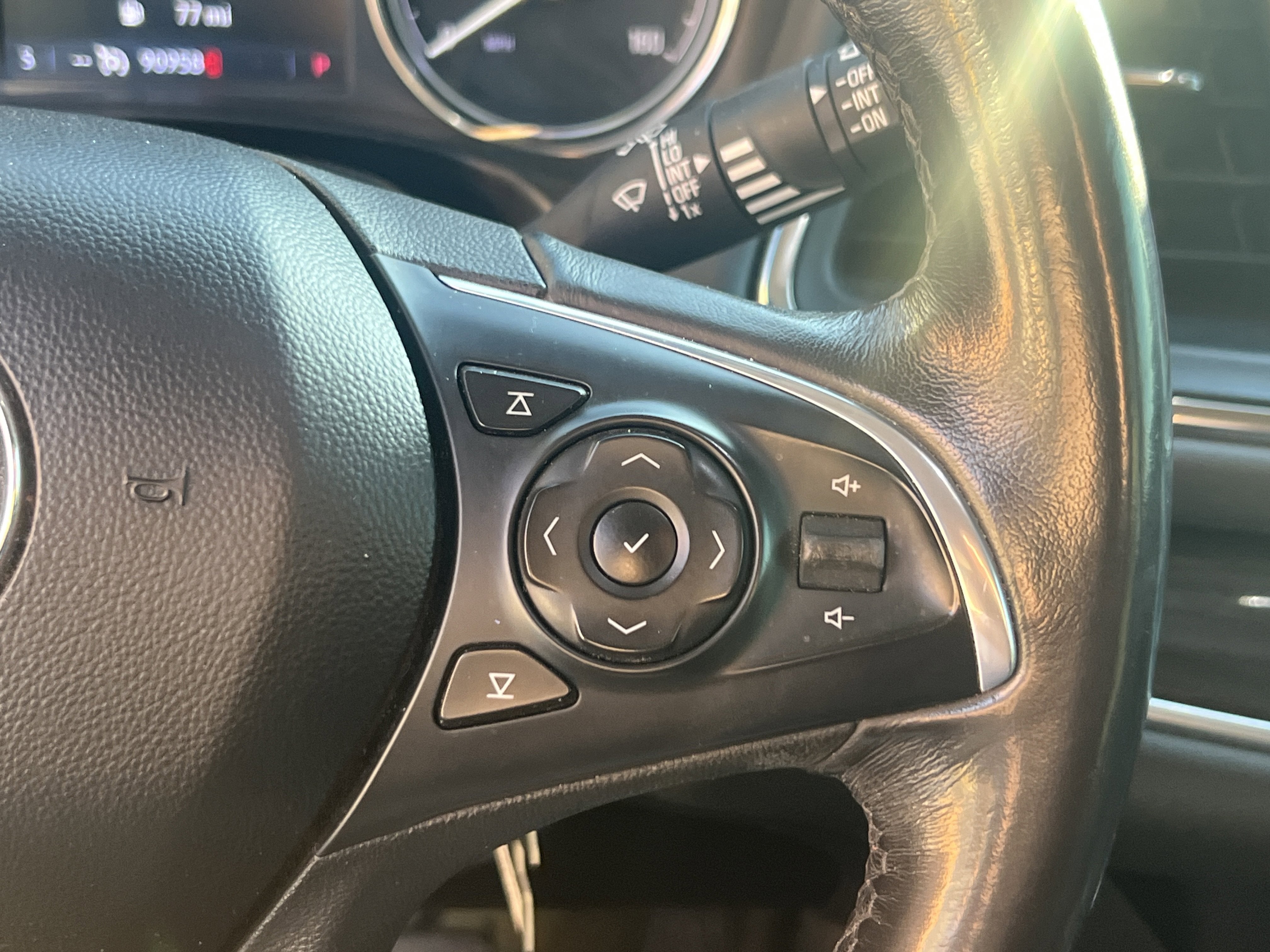 2020 Buick Enclave Essence