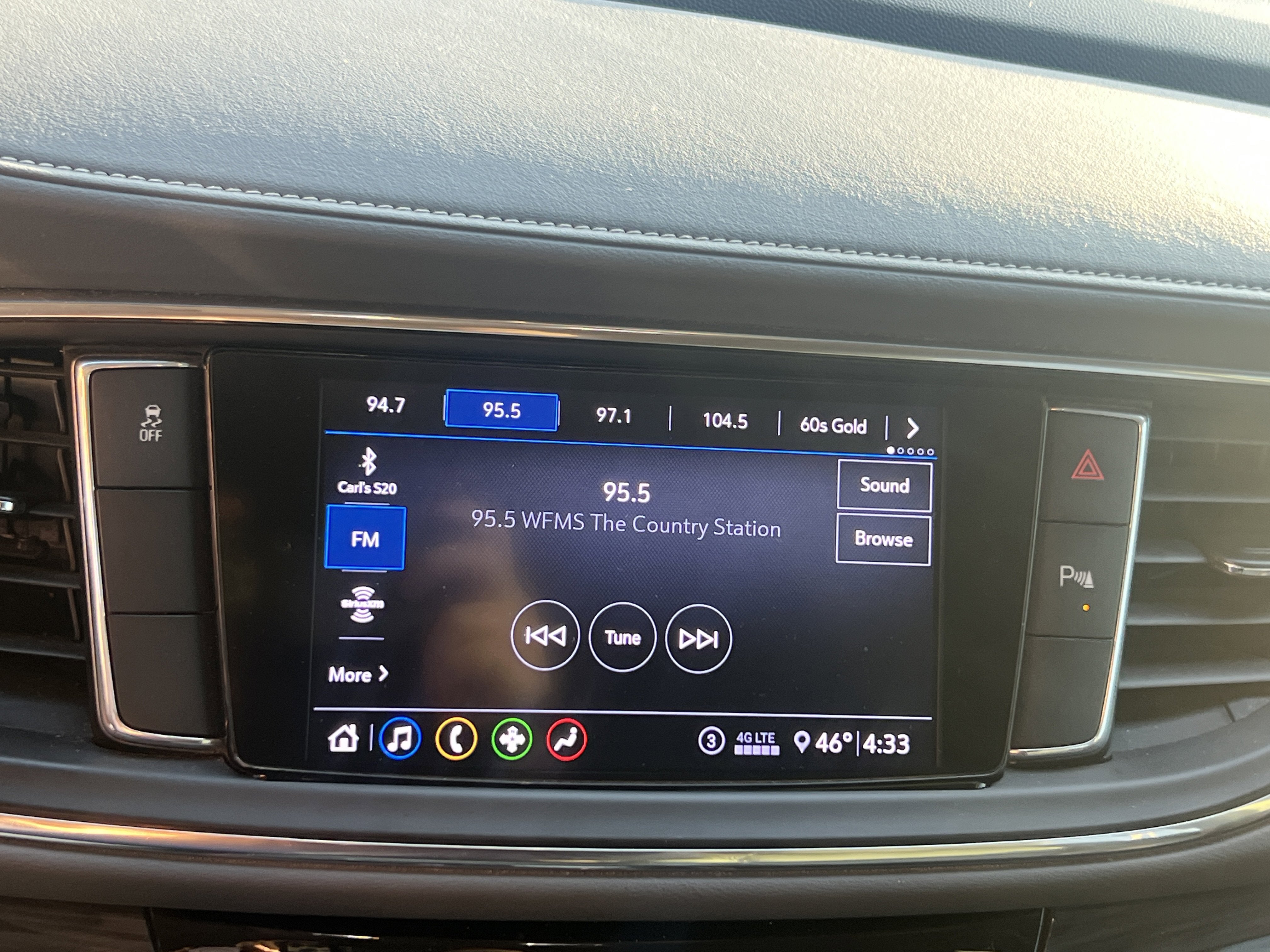 2020 Buick Enclave Essence