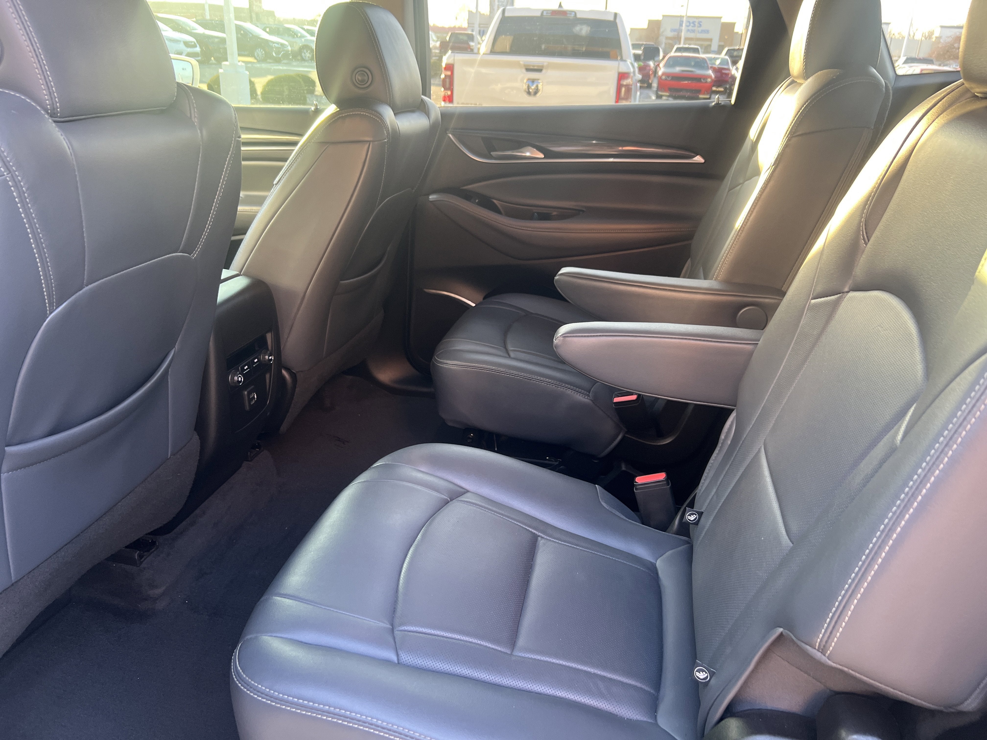 2020 Buick Enclave Essence