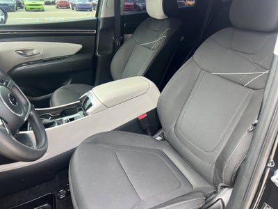2023 Hyundai Tucson SE