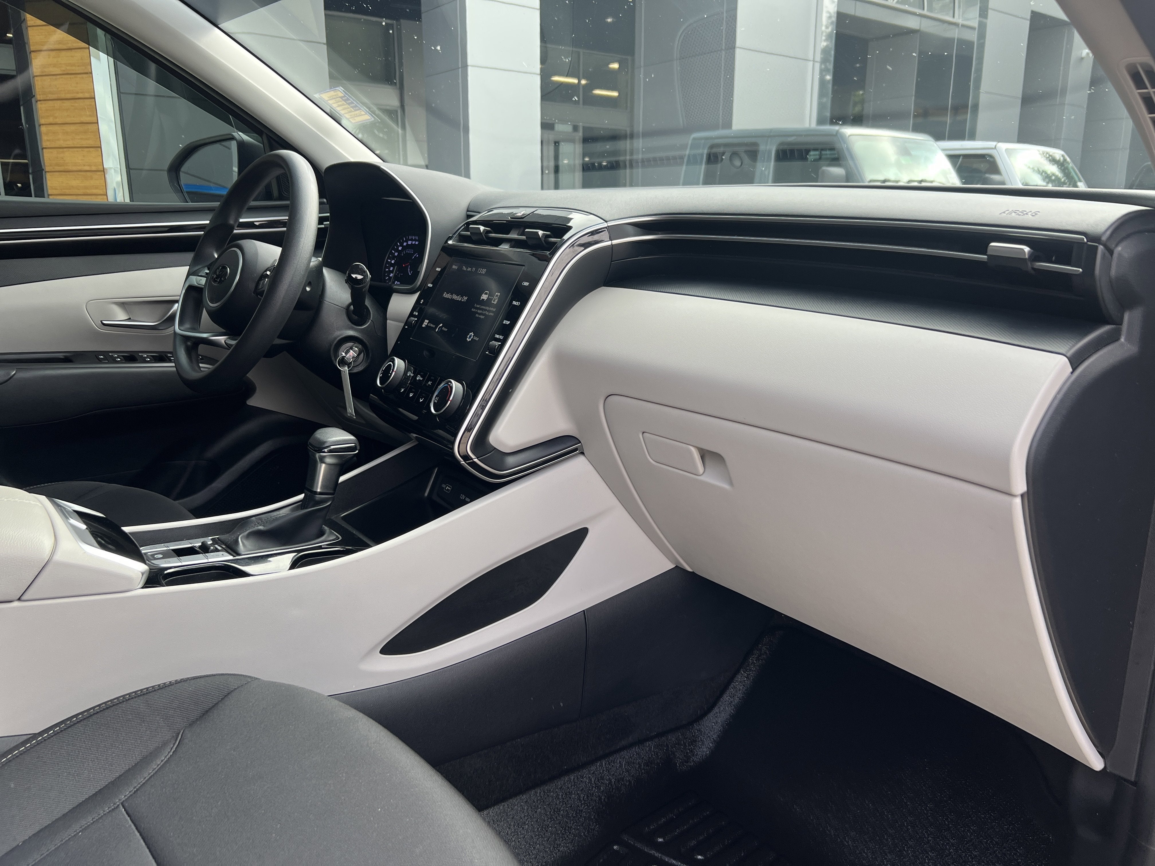 2023 Hyundai Tucson SE