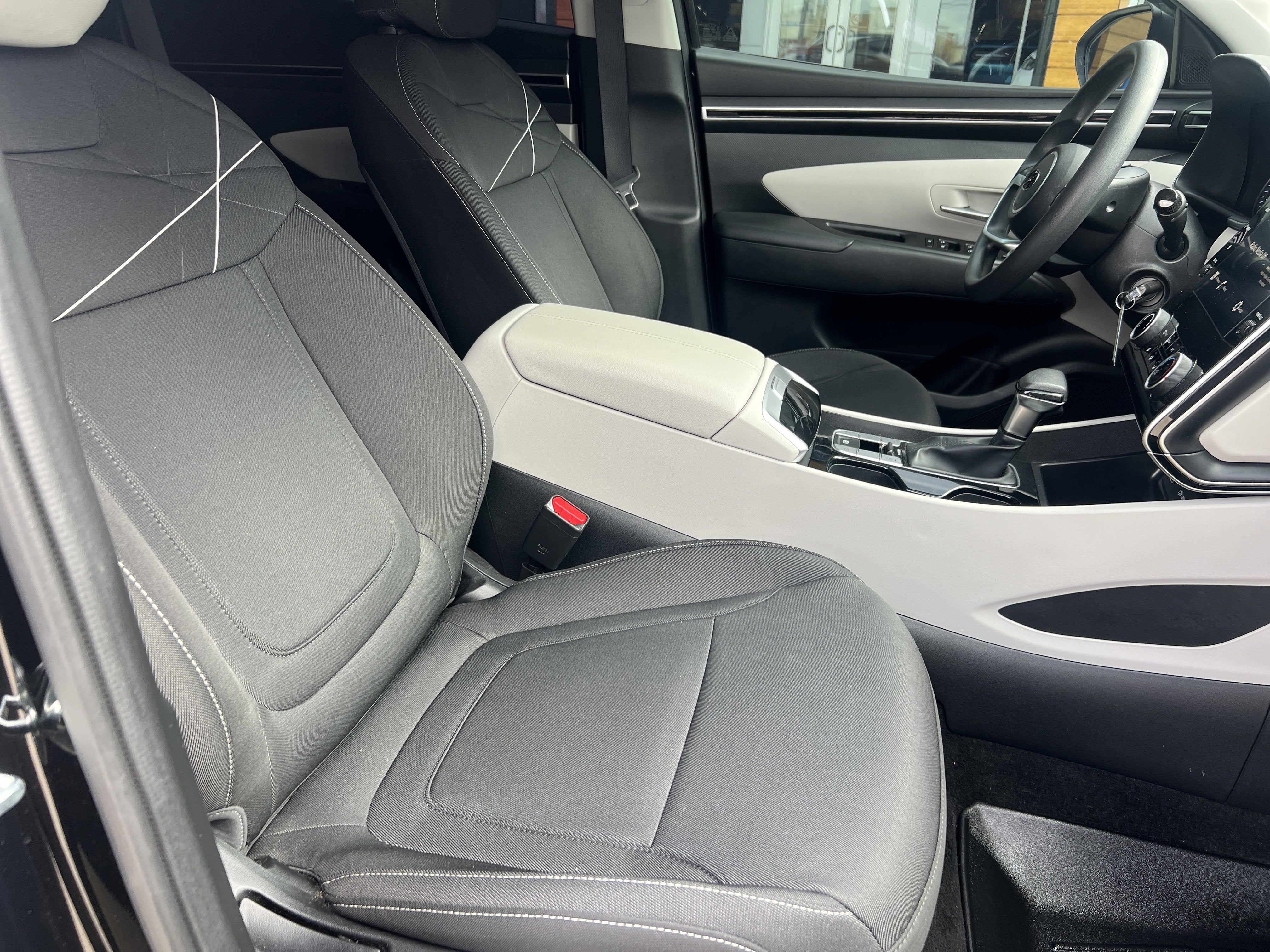 2023 Hyundai Tucson SE