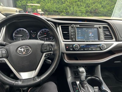2017 Toyota Highlander Limited