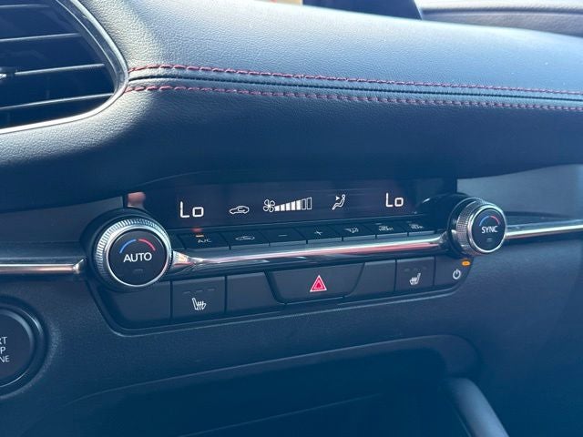 2026 Mazda Mazda3 2.5 S Carbon Edition