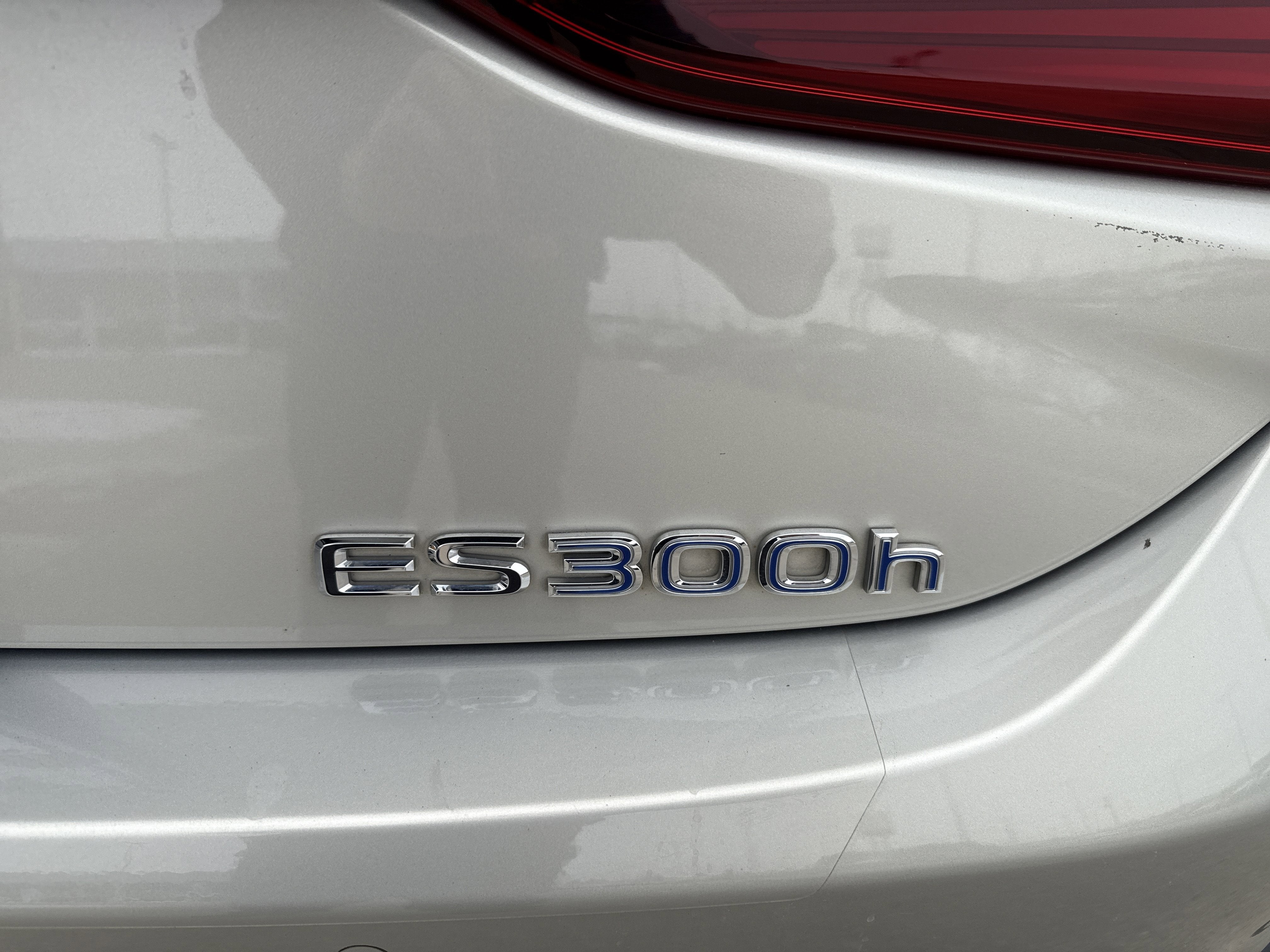 2019 Lexus ES 300h ES 300h