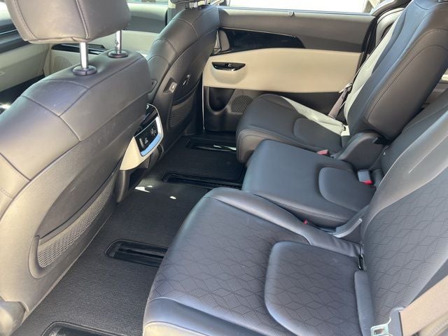 2024 Kia Carnival MPV SX