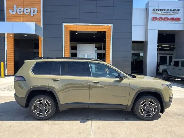 2026 Jeep Cherokee Laredo 4x4